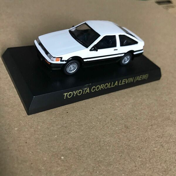 京商 トヨタ カローラ レビン AE86 1/64 ミニカー 