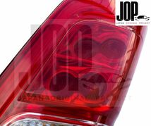 日産 NV350 E26 キャラバン 標準 ワイド GX DX 前期専用 後期ルック ファイバー LED テール ランプ 左右セット 運転席側 助手席側 新品_画像4