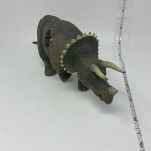 中古 ケナー 野村トーイ ジュラシックパーク トリケラトプス 恐竜 フィギュア 現状品の画像1