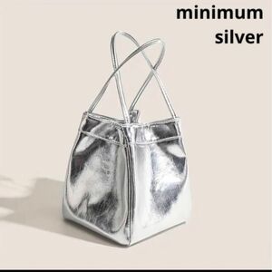 新品未使用　インポートminimum silver レザーバッグ
