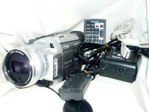 パナソニック デジタルビデオカメラ NV-MX5000 (300万画素・3CCD)バッテリー、充電器、DCコード他付き・動作品