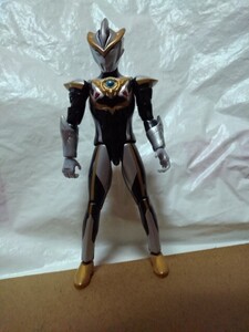 ウルトラマンルーブ　ウルトラアクションフィギュア　可動　BANDAI R/B