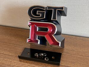 絶版日産純正新品ケンメリGTRフロントグリル　エンブレム貴重　スカイライン　ヨンメリGTX当時物 GTRバッチハコスカ