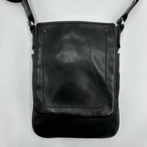 美品 BALLY バリー トレインスポッティング メッセンジャー ショルダー サコッシュ ストライプ スクエア メンズ レザー 本革 ブラック 黒_画像2