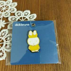  Miffy pin badge pin z postage 120 new goods ....