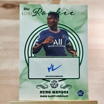 99枚限定 ヌーノ・メンデス 2021-22 Topps Pearl Rookie Green Auto 63/99 Nuno Mendes Rookie Auto RC PSG 直筆サインカード_画像1