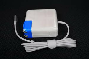 *Apple Macbook Pro interchangeable charger 60W L type A1344 power supply adaptor new goods unused *