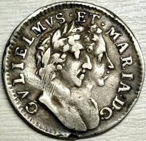 【イギリス銀貨】(1689年銘 2.0g 直径19.5mm)