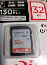 新品未開封 SanDisk サンディスク SDカード 32GB 130MB マイクロSDカード 64GB 80MB ウルトラ Ultra PLUS micro sd 2枚セット_画像2