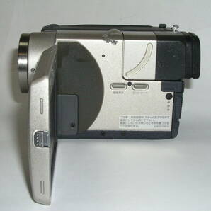 5984● SONY Handycam DCR-TRV5、MiniDVテープ式ビデオカメラ、ソニー ●61の画像4