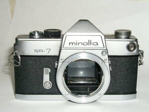 5993●● minolta SR-7 ボディ、1962年発売の旧タイプ ●01