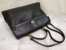 ●超美品●FENDI フェンディ●ターンロック●カーフ レザー 本革●2way ショルダー ハンド バッグ●ダークネイビー●G金具●A4●Js44844_画像4