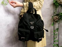 ●超美品●PRADA プラダ●三角ロゴプレート●ポコノ ナイロン カーフ レザー 本革●リュックサック バックパック●黒●SV金具●B5●Js45186_画像2