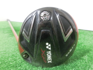 YONEX