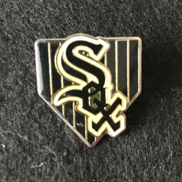 MLB PINS 2002年 ストック品 ホワイトソックス ピンバッジ