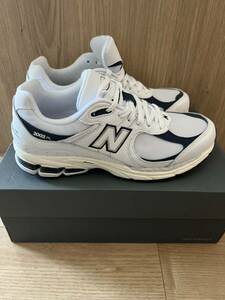 新品未使用　New Balance スニーカー　M2002 UK8.5 27cm