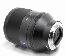 【新品同様の超美品・純正フード等完備】SONY ソニー Planar T* FE 50mm F1.4 ZA SEL50F14Z Eマウント_画像6