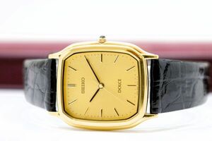 350　SEIKO Dolce QZ　SPG30　　5E61-5A10　　セイコー ドルチェ スクエア ゴールド文字盤 クォーツ メンズ 腕時計 ケース　記念刻印