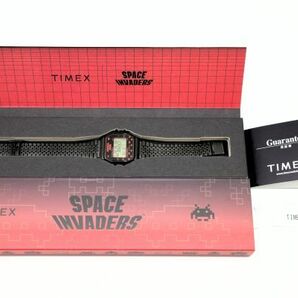 357 TIMEX × SPACE INVADERS QZ  TW2V30200  美品 タイメックス スペースインベーダー コラボ デジタル クォーツ メンズ 腕時計 箱の画像9