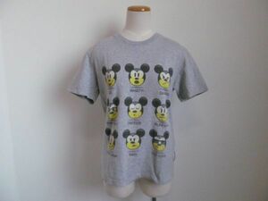 (56789)ディズニー　クルーネック　半袖　Tシャツ　カットソー　ミッキー　グレー　M　ユニセックス　USED