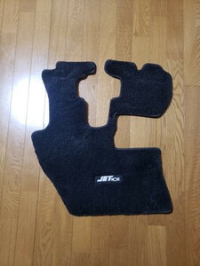 17 Profia driver`s seat floor mat 