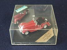 VITESSE ミニカー＜MORGAN 4/4 1600 1992 OPEN CONVERTIBLE＞(DARK RED) L176D LIMITED EDITION ケース入り_画像1