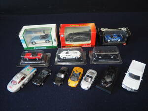 ミニカー 13台 セット CALSONIC IMPUL Z 2004/DATSUN FAIRLADY 2000(SR311)1967/PORSCHE CARRERA GT/Mercedes-Benz CLK GTR Roadster/他