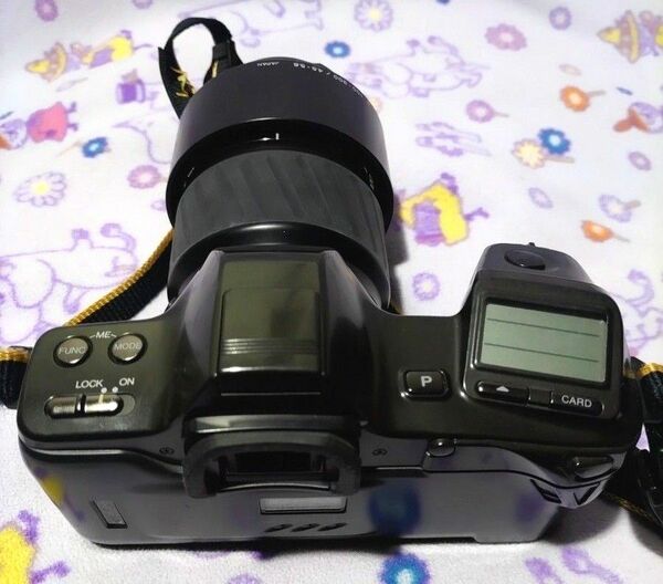 ミノルタα-8700i 一眼レフカメラzoomレンズ付き カメラ レンズ フラッシュ付き