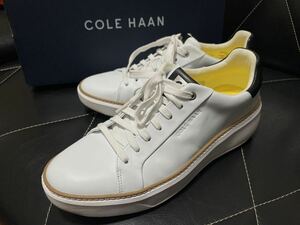 試し履きのみ COLE HAAN コールハーン C34226 8M≒25.5cm レザーシューズ レザースニーカー ロゴ型押し ホワイト 清潔感 春夏