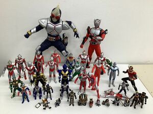 ウルトラマン 仮面ライダー ソフビ フィギュア 大量 まとめ売り 38体セット キーホルダー おもちゃ ソフビ人形 ブレイド クウガ 他 現状品