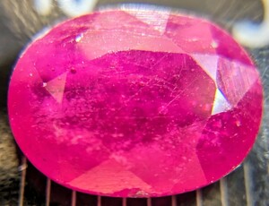 天然ルビー 2.58ct 天然石 ルース jewelry RUBY 希少宝石 裸石 パワーストーン お守り 宝石 鋼玉 誕生石 売り切り 卸 ブラッドレッドカラー