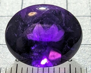 聖化された霊石 天然アメシスト 8.14ct アメジスト ルース 宝石 パワーストーン 解毒 恋愛成就 不眠解消 護符 精神機能 解毒 jewelry 宝石