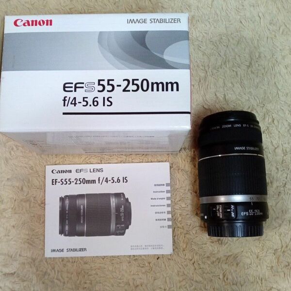 CANON　EF-S55-250mm F4-5.6 IS