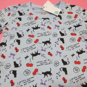 新品 130 ネコ柄 半袖Tシャツ 水色 黒猫 シルエット 総柄プリント かわいい ねこ 子猫 子供 小学生 女の子 夏物 120cm〜 双子 送料無料