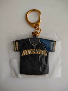 we love hokkaido ユニフォーム　ラバーキーホルダー　北海道日本ハムファイターズ