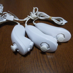 N046【送料無料 動作確認済】Wii ヌンチャク 3個セット　ホワイト（クリーニング済）白　NINTENDO　任天堂 純正 