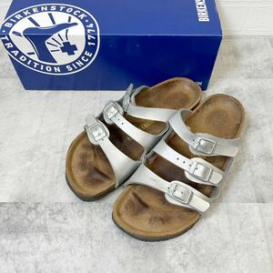 BIRKENSTOCK ビルケンシュトック　サンダル　フラットサンダル　シルバー size37 レディース　S620