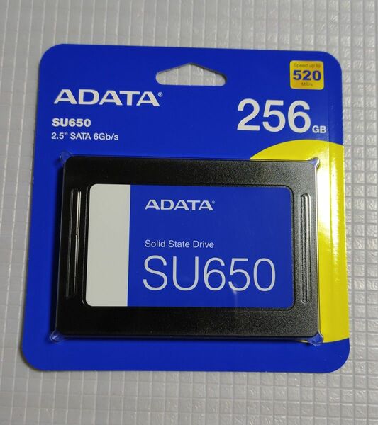 新品☆ADATA SSD 256GB ASU650SS-256GT-R / SATA3 [ASU650SS-256GT-R] 