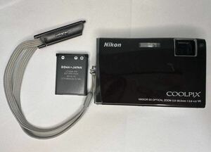 Nikon ニコン SHARP COOLPIX 560 COOLPIX NIKKOR 5X OPTICAL ZOOM 5.9 - 29.5mm 1:3.8-4.8 VRデジタルカメラ コンパクトデジタルカメラ