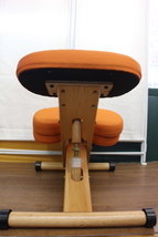 のK3209　　宮武製作所 バランスチェア プロポーションチェア 学習椅子 学習イス 子供用 補助クッション付き 姿勢矯正椅子 オレンジ_画像7