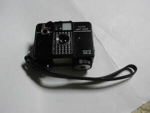 リコー AUTO HALF SE2 ブラック 25mm F2.8 　カメラ　動作品