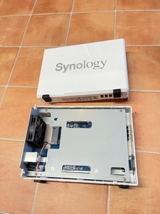 synology DS119j