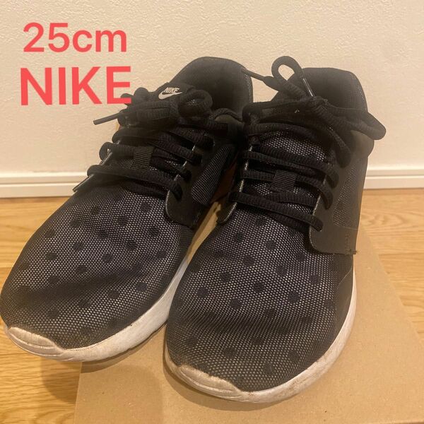 NIKE ナイキスニーカー25cm