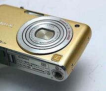 実働 中古 DMC-FX70 LUMIX (ルミックス) 純正充電器 電池 F2.2 広角24mm(35mmカメラ換算)_画像1