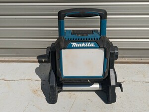 【makita】ML811 充電式スタンドライト DC14.4V/18V AC100V IP65(DC)