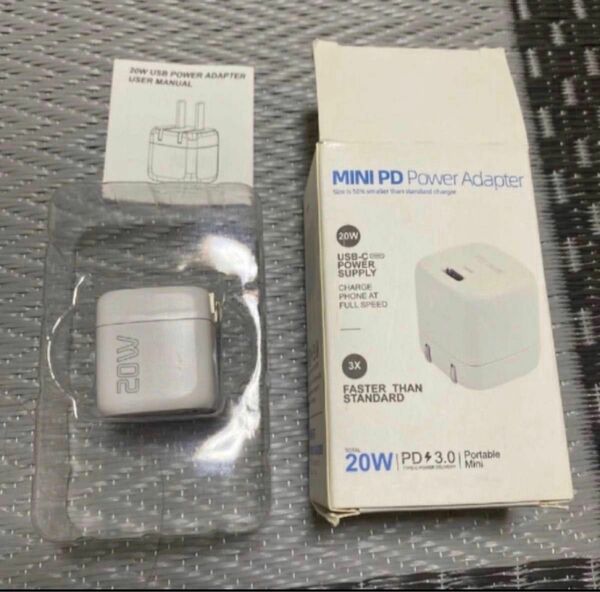 Mini PD Power Adapter 充電器 折りたたみプラグ