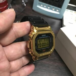 電池新品 カスタム品 CASIO カシオ G-SHOCK DW-5600E デジタル 腕時計 メンズ ゴールド 1545モジュール