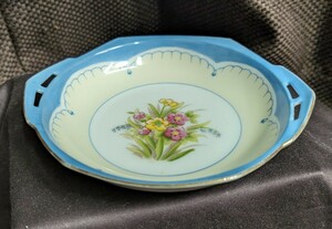 オールドノリタケ　OLD NORITAKE 手描金彩色絵磁器草花文手付き菓子皿　箱無し　花柄