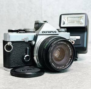 オリンパス OM-1N フィルム一眼レフカメラ フィルター ストロボ付き（OLYMPUS OM-SYSTEM G.ZUIKO AUTO-W 28㎜ 1：3.5 ）