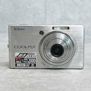 ニコン COOLPIX S500 クールピクス シルバー デジタルカメラ バッテリー付き の画像2